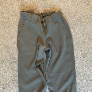 lululemon ready to rulu pant sage green size 6